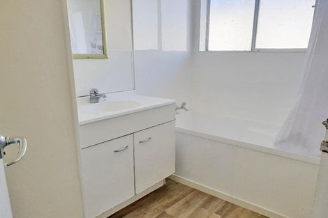 Photo of property in 8/84 Kenderdine Road, Papatoetoe, Auckland, 2025