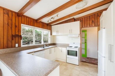 Photo of property in 37 Follett Street, Marton, 4710