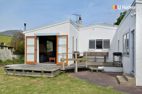 Photo of property in 168 Bay View Road, South Dunedin, Dunedin, 9012