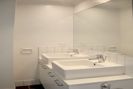 Photo of property in 277 Maunganui Road, Mount Maunganui, 3116