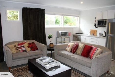 Photo of property in 43 Sharon Road, Waiake, Auckland, 0630