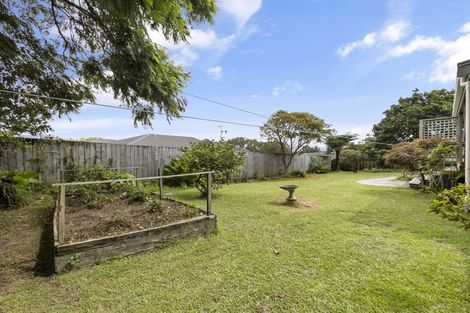 Photo of property in 37 Cameron Road, Te Puke, 3119