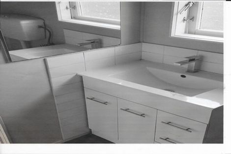 Photo of property in 68a Kenderdine Road, Papatoetoe, Auckland, 2025