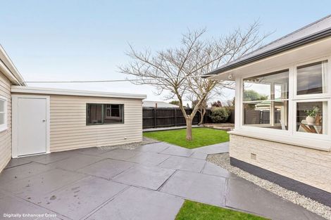 Photo of property in 15 Vivian Street, Burwood, Christchurch, 8083