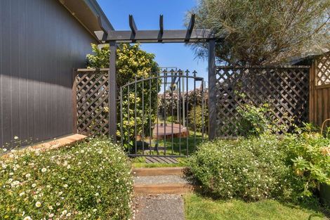 Photo of property in 16b Bullmore Place, Pukehangi, Rotorua, 3015