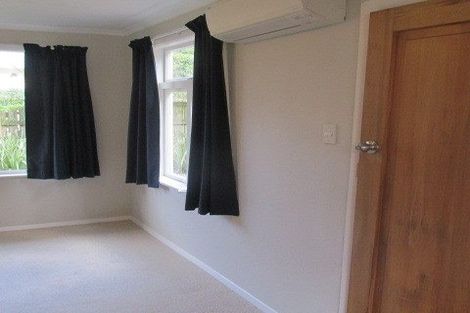 Photo of property in 21a Akatea Street, Berhampore, Wellington, 6023