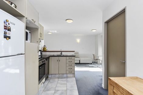 Photo of property in Anchorage Apartments, 210/36 Victoria Road, Mount Maunganui, 3116