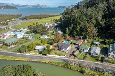 Photo of property in 135 Hauraki Road, Coromandel, 3506