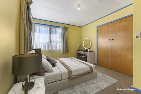 Photo of property in 15 Halswell Crescent, Westbrook, Palmerston North, 4412