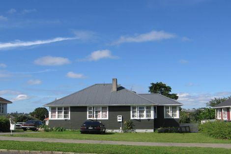 Photo of property in 25 Farringdon Street, Glen Innes, Auckland, 1072