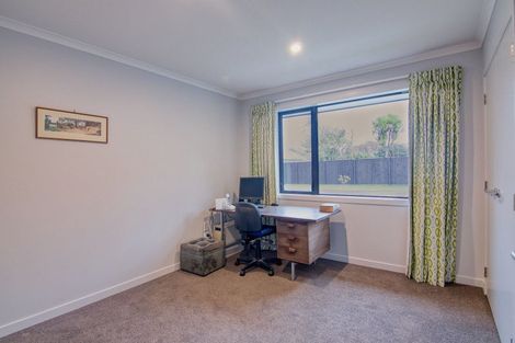 Photo of property in 41 Parata Street, Hokowhitu, Palmerston North, 4410