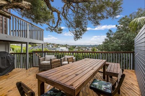 Photo of property in 7b Ngahere Views, Orewa, 0931