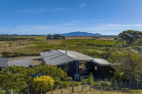 Photo of property in 245 Te Hapua Road, Te Horo, Otaki, 5581