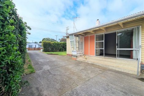 Photo of property in 114 Ihaia Road, Opunake, 4616