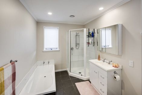 Photo of property in 16a Georges Drive, Napier South, Napier, 4110