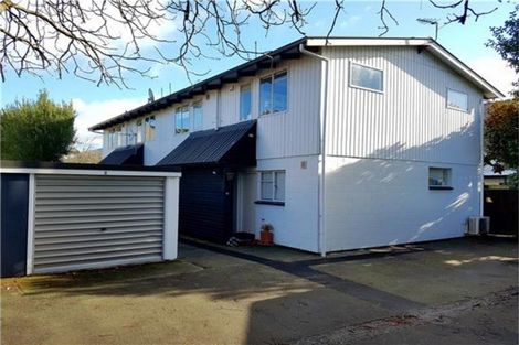 Photo of property in 2/3 Holly Road, Merivale, Christchurch, 8014