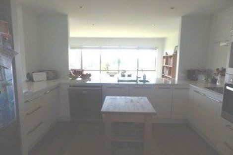 Photo of property in 1/28 Bournemouth Terrace, Murrays Bay, Auckland, 0630