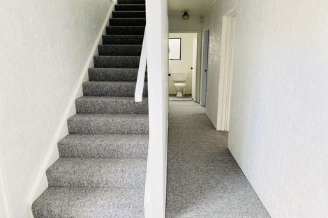 Photo of property in 2/15 Hamlin Road, Mount Wellington, Auckland, 1060