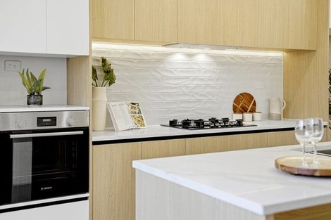 Photo of property in 7 Harakeke Lane, Orewa, 0931