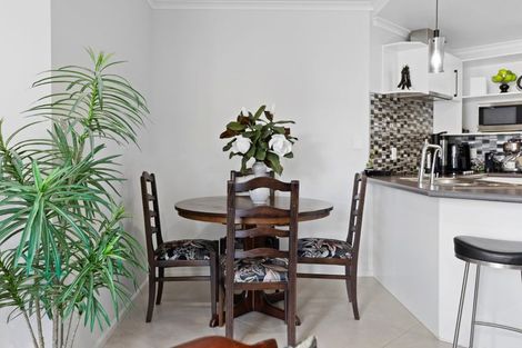 Photo of property in Paramount Apartments, 17/281 Maunganui Road, Mount Maunganui, 3116