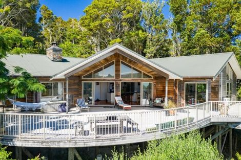 Photo of property in 467 Heatley Road, Whakapirau, Maungaturoto, 0583