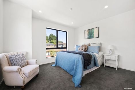 Photo of property in 11a Mimosa Place, Half Moon Bay, Auckland, 2012