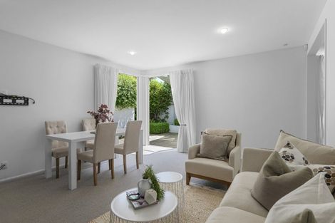 Photo of property in 1/22 Stoneyhurst Street, St Albans, Christchurch, 8014