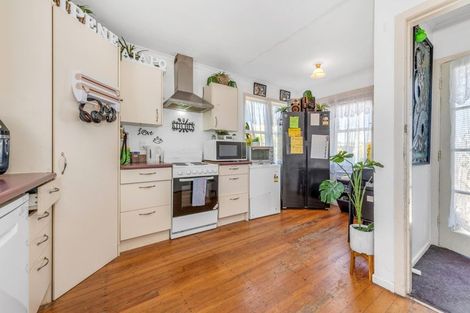 Photo of property in 22 Adams Road, Manurewa, Auckland, 2102