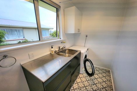 Photo of property in 14 Oxford Street, Holmes Hill, Oamaru, 9401