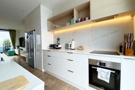 Photo of property in Sugar Lane Apartments, 11/31 Rawene Road, Birkenhead, Auckland, 0626