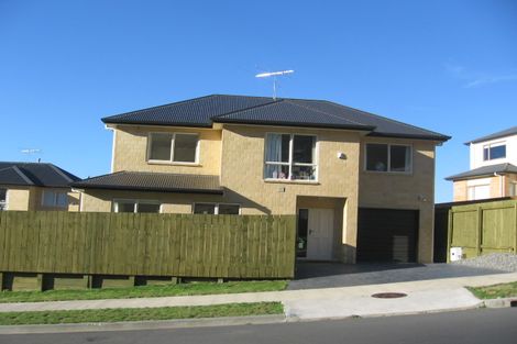 Photo of property in 41 Erlestoke Crescent, Churton Park, Wellington, 6037