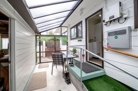 Photo of property in 8 Deller Grove, Silverstream, Upper Hutt, 5019