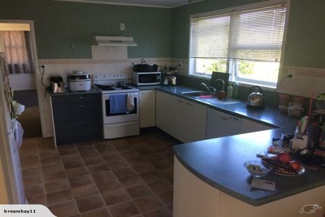 Photo of property in 12 Marsden Point Road, Ruakaka, 0116