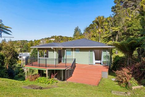 Photo of property in 373 Huia Road, Titirangi, Auckland, 0604