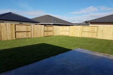 Photo of property in 11 Magellan Rise, Flagstaff, Hamilton, 3210