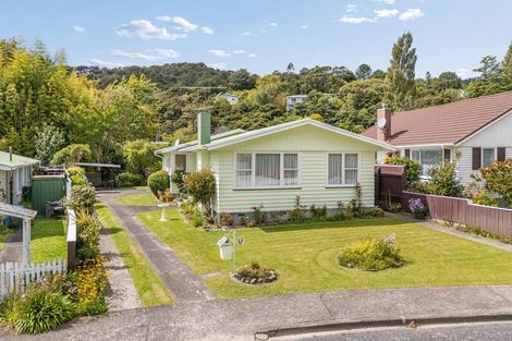 Photo of property in 17 Deller Grove, Silverstream, Upper Hutt, 5019