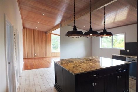 Photo of property in 6 William Hadlow Place, Hatfields Beach, Orewa, 0931