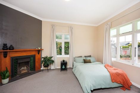 Photo of property in 17 Knowles Street, Terrace End, Palmerston North, 4410