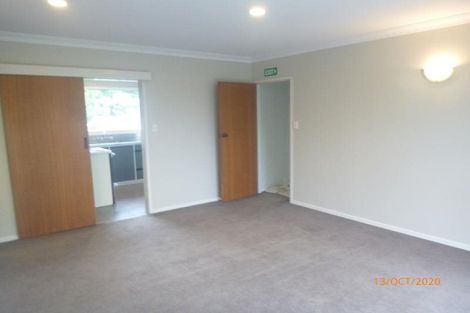 Photo of property in 2/1b Divich Avenue, Te Atatu South, Auckland, 0610
