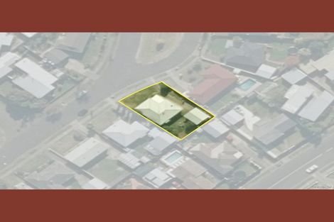 Photo of property in 19 Fife Crescent, Tamatea, Napier, 4112