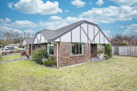Photo of property in 52 Campion Road, Waikanae Beach, Waikanae, 5036
