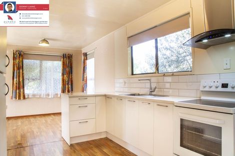 Photo of property in 76 Powrie Street, Glenfield, Auckland, 0629