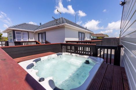 Photo of property in 61 Burgoyne Street, Woodville, 4920