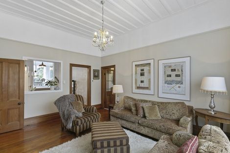 Photo of property in 99 Amohia Street, Paraparaumu, 5032