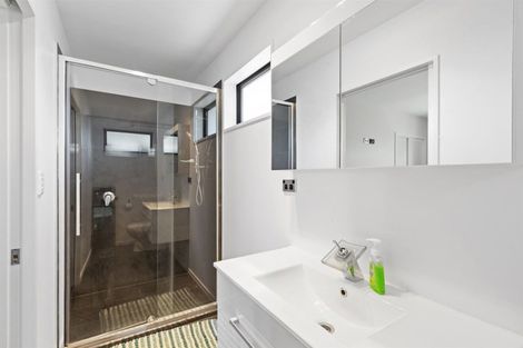 Photo of property in 163 Queenspark Drive, Parklands, Christchurch, 8083