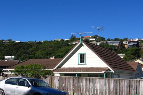 Photo of property in 96 Weka Street, Miramar, Wellington, 6022