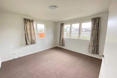 Photo of property in 30 Mclean Avenue, Papatoetoe, Auckland, 2025
