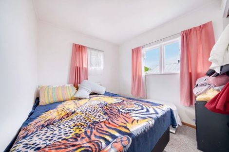 Photo of property in 10 Kapuka Road, Mangere Bridge, Auckland, 2022
