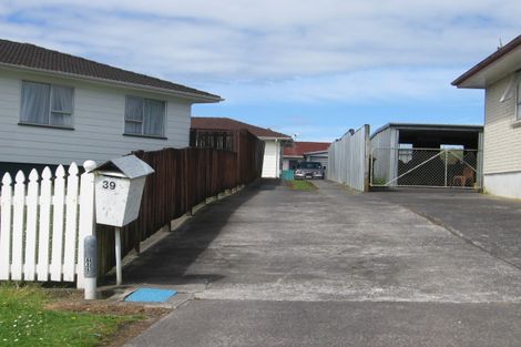 Photo of property in 39 Alabaster Drive, Papatoetoe, Auckland, 2025