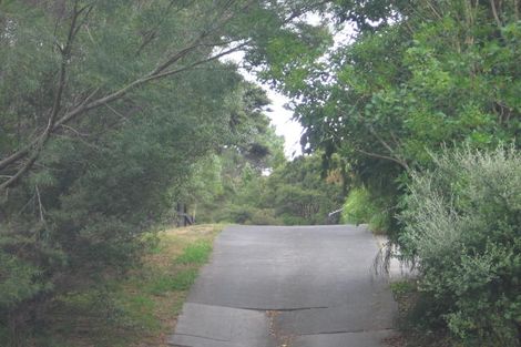 Photo of property in 2/23 Fernwood Grove, Bayview, Auckland, 0629